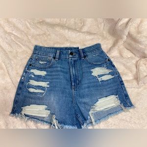 American Eagle Curvy Mom Short Comfort Stretch Waistband Super High Rise